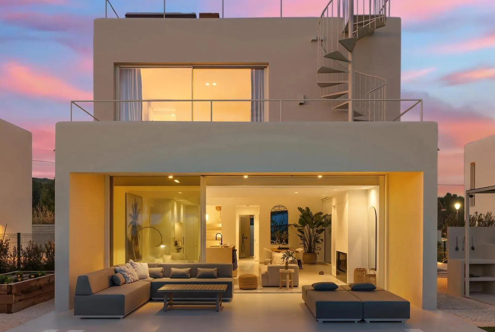 Modern Sea View Villa, Heated Pool,Rooftop Jacuzzi Outdoor Kitchen 12Min Faro Airport contacts